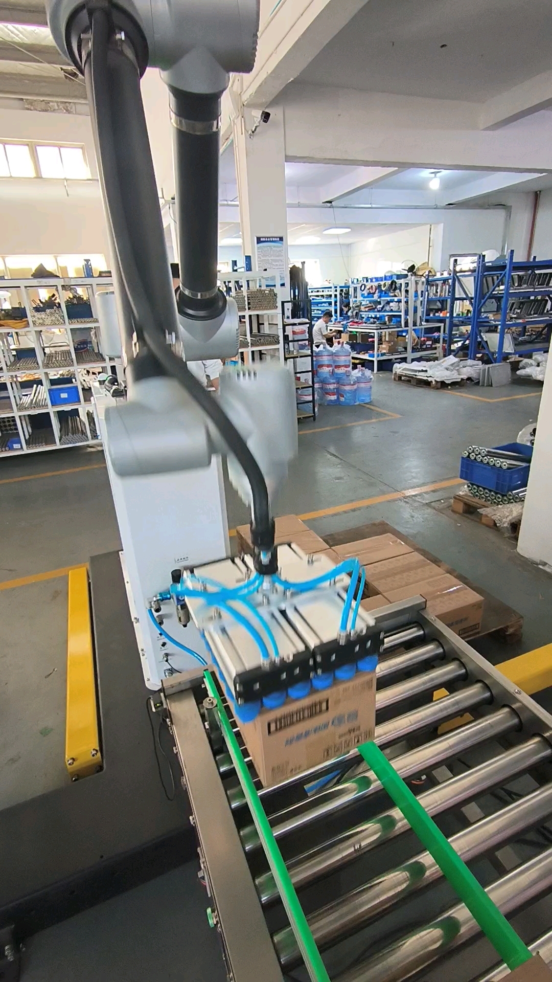 協作機器人拆碼垛2.jpeg 協作機器人拆碼垛2.jpeg